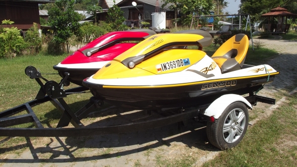 ขาย seadoo 3d ปี 04,05 ลำละ 135,000 บาท ขาย seadoo 3d ปี 04,05 ลำละ 135,000 บาท