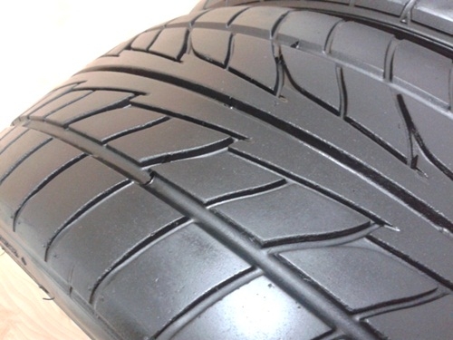 ยางยุ่นลายซิ่ง,215/45R17 NITTO NT555 สามเส้น2,700