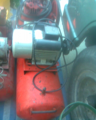 ปั้มลมตัวใหญ่