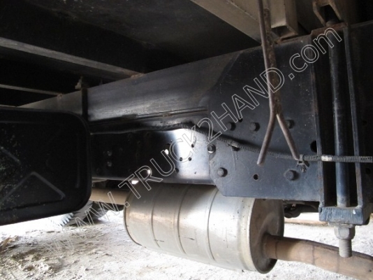 รถบรรทุก 6 ล้อติดเครน ยี่ห้อ HINO 121 แรงม้า