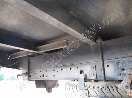 รถบรรทุก 6 ล้อติดเครน ยี่ห้อ HINO 121 แรงม้า