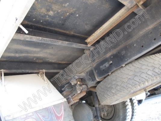 รถบรรทุก 6 ล้อติดเครน ยี่ห้อ HINO 121 แรงม้า