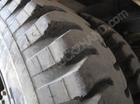 รถบรรทุก 6 ล้อติดเครน ยี่ห้อ HINO 121 แรงม้า