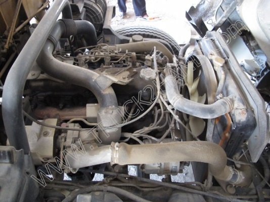 รถบรรทุก 6 ล้อติดเครน ยี่ห้อ HINO 121 แรงม้า