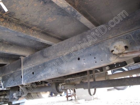 รถบรรทุก 6 ล้อติดเครน ยี่ห้อ HINO 121 แรงม้า