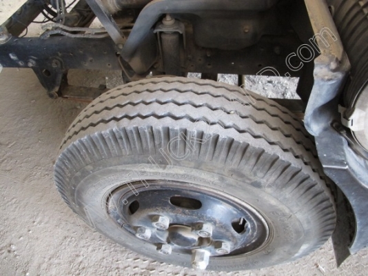 รถบรรทุก 6 ล้อติดเครน ยี่ห้อ HINO 121 แรงม้า