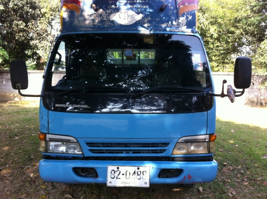 ขาย 6 ล้อ NPR 57L   ยาว. 4.30 ม.สภาพสวย ราคา 320,000