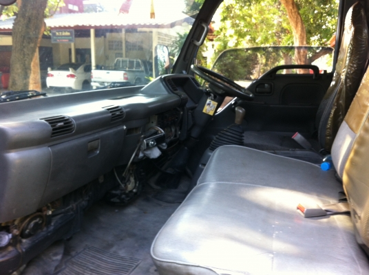 ขาย 6 ล้อ NPR 57L   ยาว. 4.30 ม.สภาพสวย ราคา 320,000