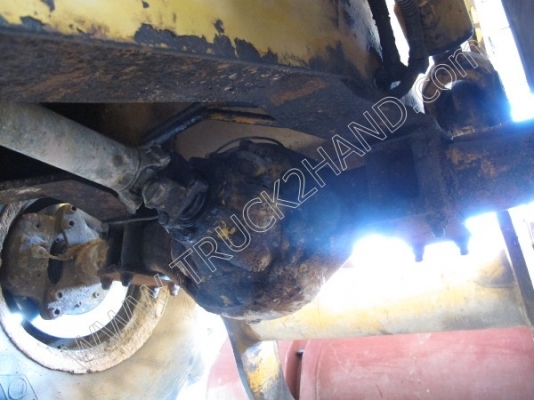 รถตักล้อยาง  ยี่ห้อ KOBELCO  LK300A