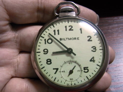 25ก.พ.((น้าเล็ก)) นำเสนอนาฬิกาข้อมือ 25ก.พ.((น้าเล็ก)) นำเสนอนาฬิกาข้อมือ