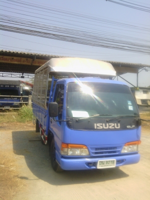 4 ล้อ *ป้ายเล็ก*   Isuzu  NKR  ยูโร2.  *ไม่ติดเวลา* 120แรงม้า ( เอกสาร พร้อมโอน )*รถสวย สภาพพร้อมใช้งาน*