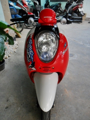 Honda scoopy I สีแดงดำปี 55 วิ่งน้อยเครื่องดีสีสดด