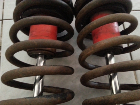 ขายโช๊คหลัง KONI BMW E12 ไม่เคยซ่อม