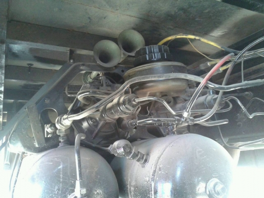 ขายเทรลเลอร์ขึ้นรถเกี่ยว175แรง พ.เพาเวอร์ เบรกทิฟฟี่  ทะเบียนเต็ม เอกสารพร้อมโอน