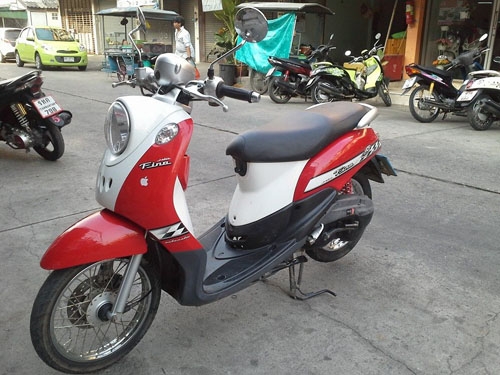 Fino ปี 52 สีแดง รถสวยมาก เดิมๆๆเครื่องเงียบกริบ เอกสารครบ