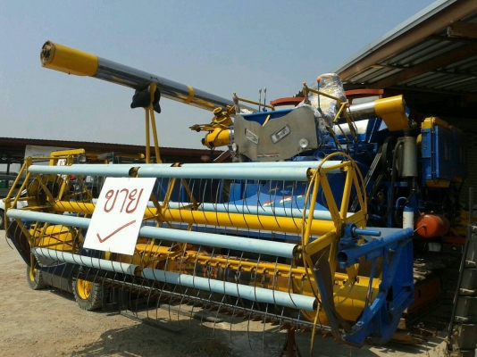 ขายรถเกี่ยวชาญเจริญอุ้ม 2.2 ตัวเดิน10 ปั้มไดกิ้นคู่ เครื่องISUZU 270แรง ขายรถเกี่ยวชาญเจริญอุ้ม 2.2 ตัวเดิน10 ปั้มไดกิ้นคู่ เครื่องISUZU 270แรง