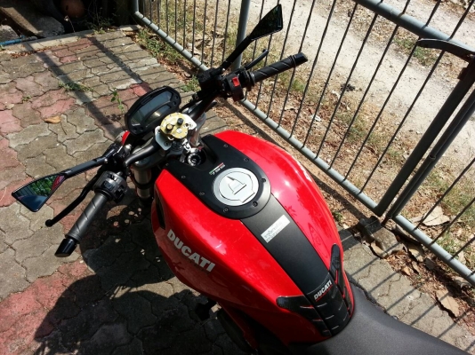 ขายDUCATI MONSTER795 ปี2012 รถออกศูนย์ทองหล่อ ดูแลดี ไล้ริ้วรอย ใช้งานน้อย11,2xxกม.