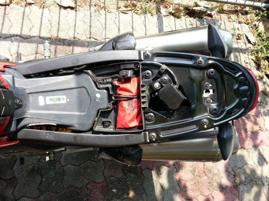 ขายDUCATI MONSTER795 ปี2012 รถออกศูนย์ทองหล่อ ดูแลดี ไล้ริ้วรอย ใช้งานน้อย11,2xxกม.