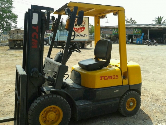 ขายโฟล์คลิฟท์2.5 ตัน งายาว1.5เมตร เครื่องISUZUดีเซล