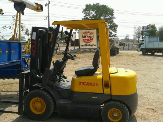 ขายโฟล์คลิฟท์2.5 ตัน งายาว1.5เมตร เครื่องISUZUดีเซล