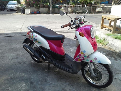 Fino ปี 54 สีครีม ชมพู รถสวยมาก ชุดสีสด เครื่องเดิม แน่นๆ ทดลองขับได้ทุกวัน ไม่ซื้อ ไม่ว่ากัน Fino ปี 54 สีครีม ชมพู รถสวยมาก ชุดสีสด เครื่องเดิม แน่นๆ ทดลองขับได้ทุกวัน ไม่ซื้อ ไม่ว่ากัน