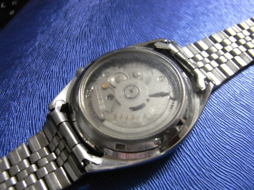 25ก.พ.((น้าเล็ก)) นำเสนอนาฬิกาข้อมือ 25ก.พ.((น้าเล็ก)) นำเสนอนาฬิกาข้อมือ