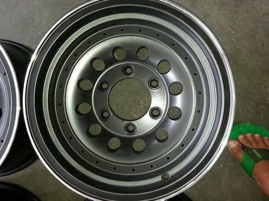 ขายแม็กลายหยดน้ำขอบ 15×7 อ็อฟ20 ขายแม็กลายหยดน้ำขอบ 15×7 อ็อฟ20