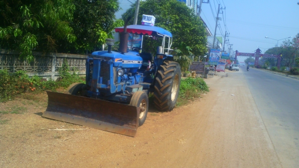 รถไถ FORD 6600 T5 เต็มตัว รถสวยเนี๊ยบทั้งคัน มีทะเบียน มีชุดโอนครบ ขายเพราะเปลี่ยนกิจการ ชอบที่ราคาเท่าไรต่อรองได้ครับ