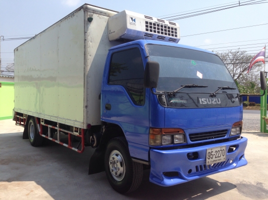 มาอีกแล้วครับ6ล้อ ตู้เย็นยาว5.50เมตร สวยพร้อมใช้ครับ