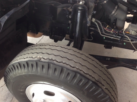 มาอีกแล้วครับ6ล้อ ตู้เย็นยาว5.50เมตร สวยพร้อมใช้ครับ