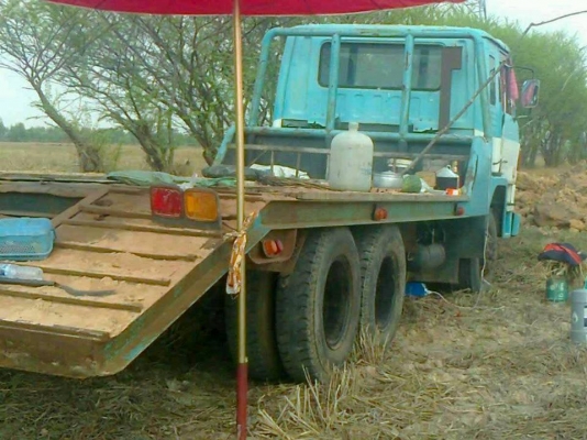 ขายนิสสันเทรลเลอร์1เพลา เครื่่อง175 ISUZU  ช่วงล่างISUZU ขึ้น200ได้ พ.เพาเวอร์ เบรกทิฟฟี่