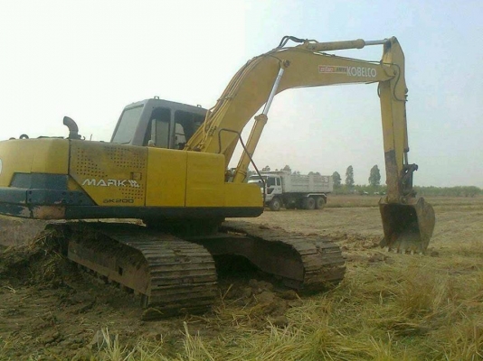 ขาย PC200-3 มาร์คทรี ไฟฟ้าครบไม่มีเอกสาร