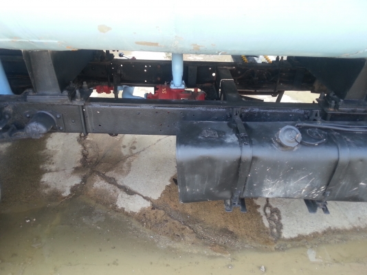 ขายรถน้ำ 6 ล้อ โทร 0840557743