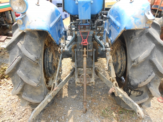 ขายแทรกเตอร์ คูโบต้า รุ่น L2201,L2202,L2601,(เก่าไทย) มือสอง