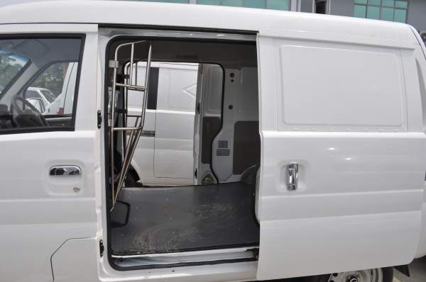 ขายรถส่งของเล็ก ราคาโดนๆสภาพดีราคาเริ่มต้นที่ 130,000 สอบถามได้ครับ