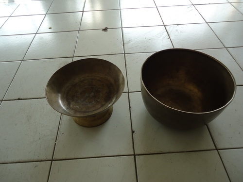 ขันข้าวพร้อมพานรอง