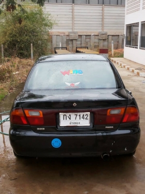 ขาย MAZDA 323 นิวซีดาน