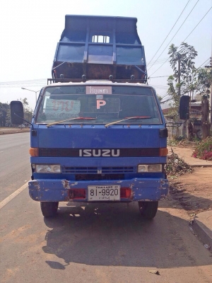 รถ 6 ล้อดั้ม ISUZU  NRR 32D  195แรง  สภาพสวย พร้อมใช้ ลุยๆ