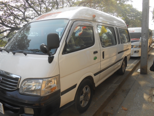 คอมมิวเตอร์2003เครื่อง 2Jติด LPGเครื่องดี ช่วงล่างแน่น ราคาคุยกันได้