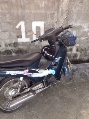 ขาย เวฟ 110 รถบ้าน เดิมๆใช้งานทุกวัน ราคาถูก