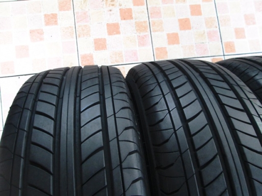 ขายยาง FALKEN 195-55-15 ปี13 ใช้น้อย (1ชุด)