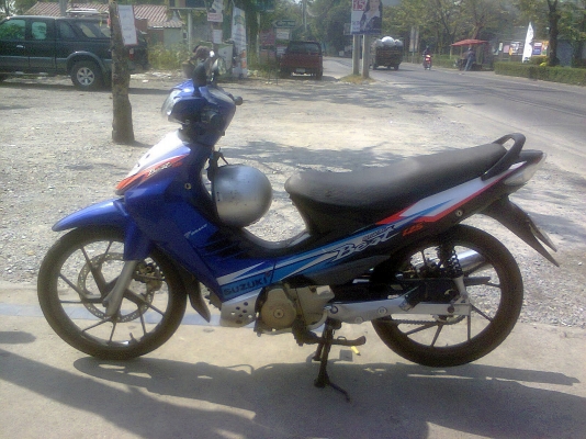 SUSUKI  SUPPER BEST 125  เครื่องดีแน่นๆ 4 จังหวะ มีครัช ออกตัวดี  ประหยัดน้ำมัน  แมกเดิม ไฟดี ภาษีไม่ขาด  เอกสารครบ  ชื่อผม