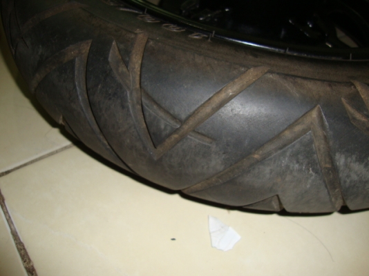 ขายล้อแม็ก ksr ตัวเก่า สภาพดี สีดำเงา ราคา 1500.- ขายล้อแม็ก ksr ตัวเก่า สภาพดี สีดำเงา ราคา 1500.-