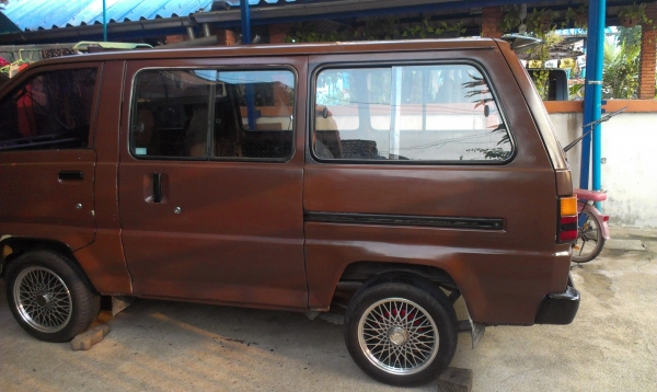 ขายรถตู้เล็ก 2000 turbo ดีเซล