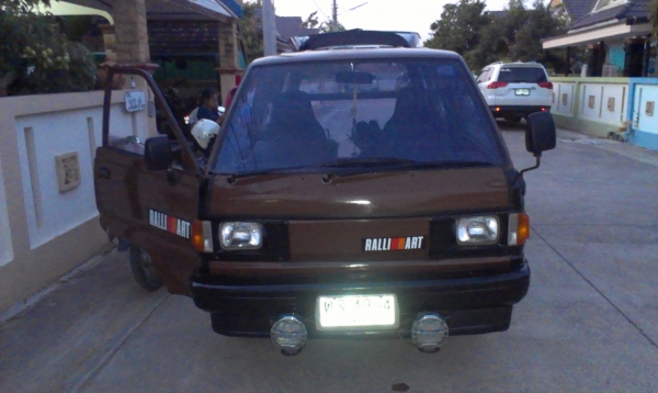 ขายรถตู้เล็ก 2000 turbo ดีเซล