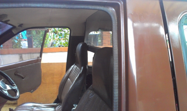 ขายรถตู้เล็ก 2000 turbo ดีเซล