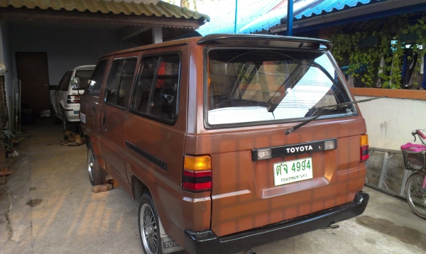 ขายรถตู้เล็ก 2000 turbo ดีเซล