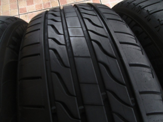 ขายยาง MICHELIN PRIMACY LC 215-60-16 ปี2612 สวยๆ (1ชุด)