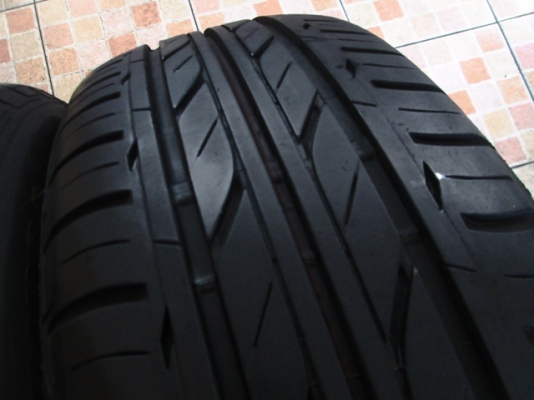 ขายยาง BRIDGESTONE ECOPIA 215-60-16 ปี1213 (1ชุด)