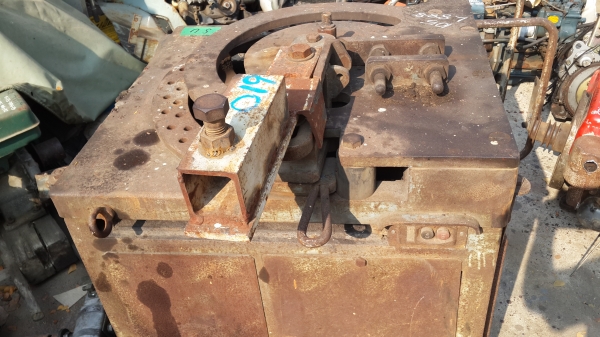 เครื่องดัดเหล็ก